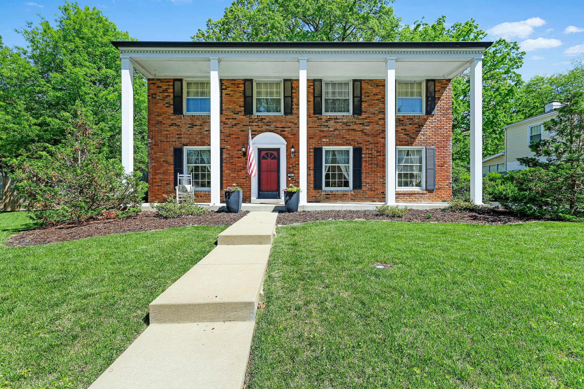 455 Windsor Spring Drive, Kirkwood, MO 63122 - $449,900 - UNDER CONTRACT!